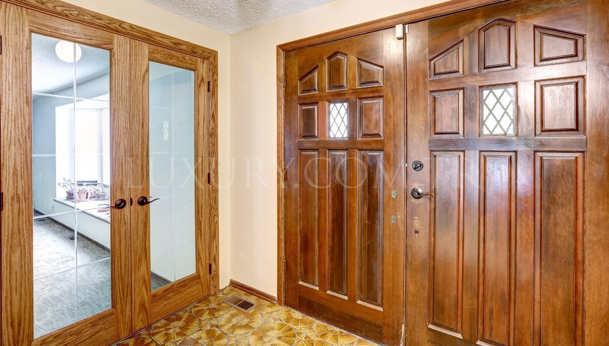 2022 Monrovia Klasik Kapı Dekorasyonu - 