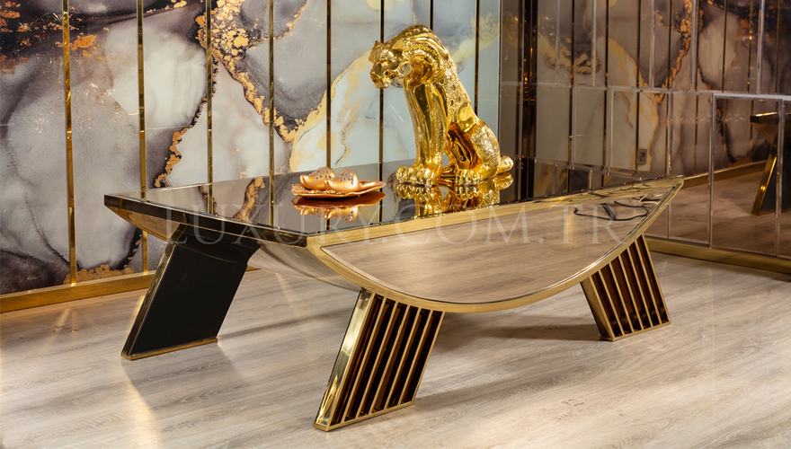 Almada Metal Dining Room - 13