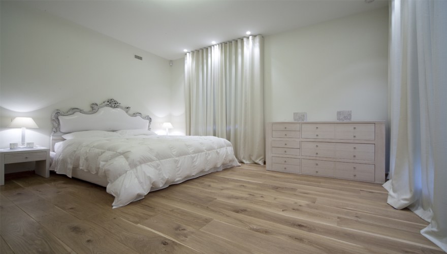  - Astotel otel odası