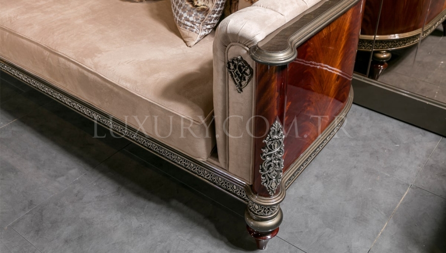 Delato Classic Sofa Set - 10
