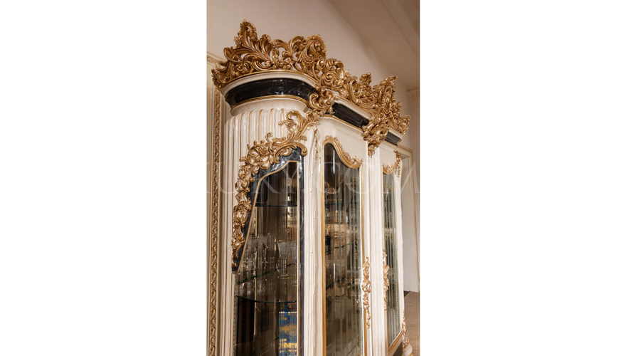 Dolores Classic Dining Room - 18