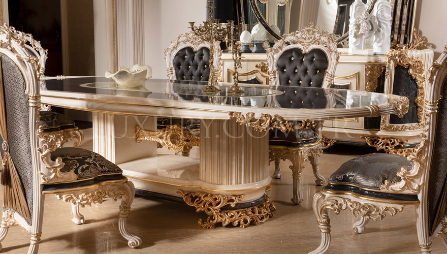 Dolores Classic Dining Room - 4