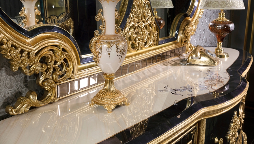 Dubai Classic Dining Room - 8