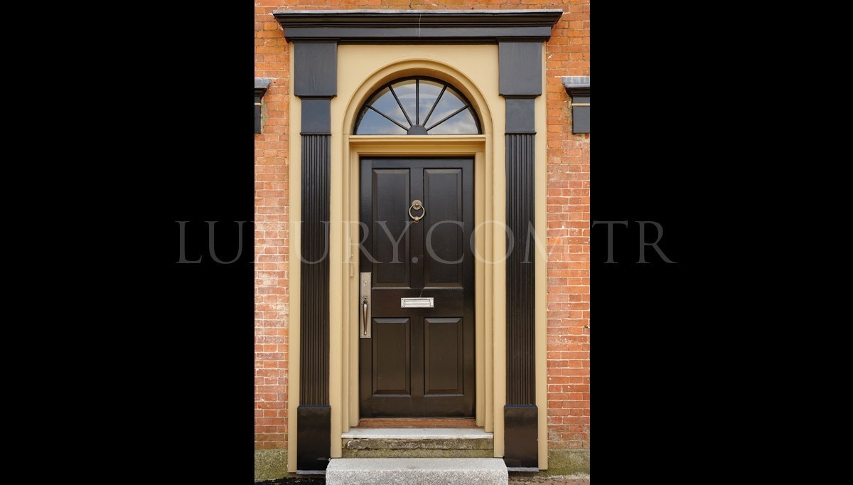 Gaborone Lüks Kapı Dekorasyonu - 