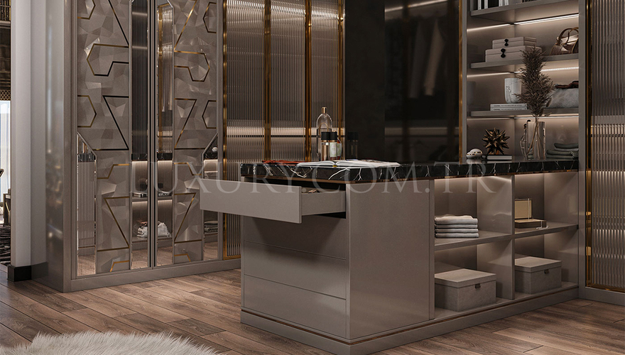 Gustora Dressing Room - 2