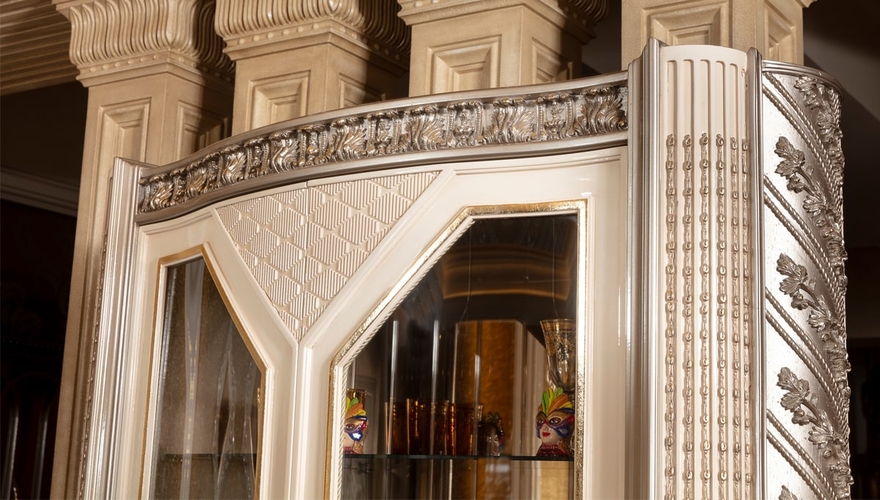 Harmony Classic Dining Room - 15