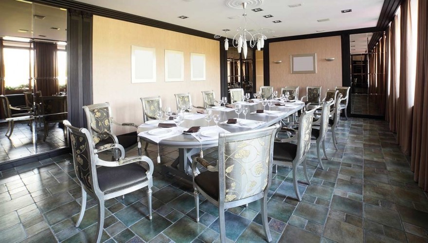 İymas Modern Dining Table - 