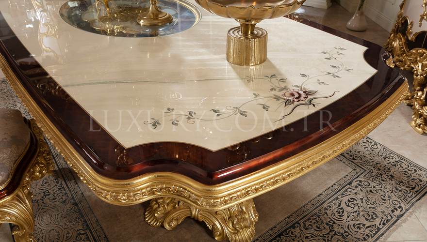 Laveras Classic Dining Room - 34