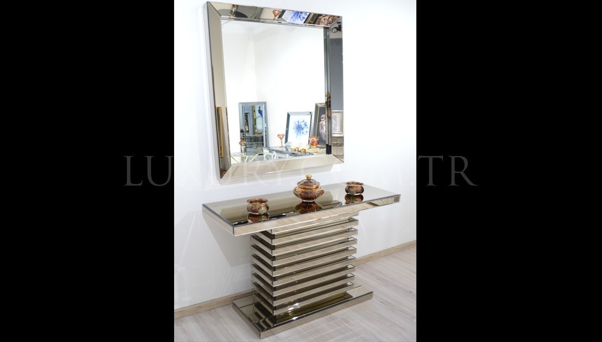 Leon Mirrored Dresser - 1042