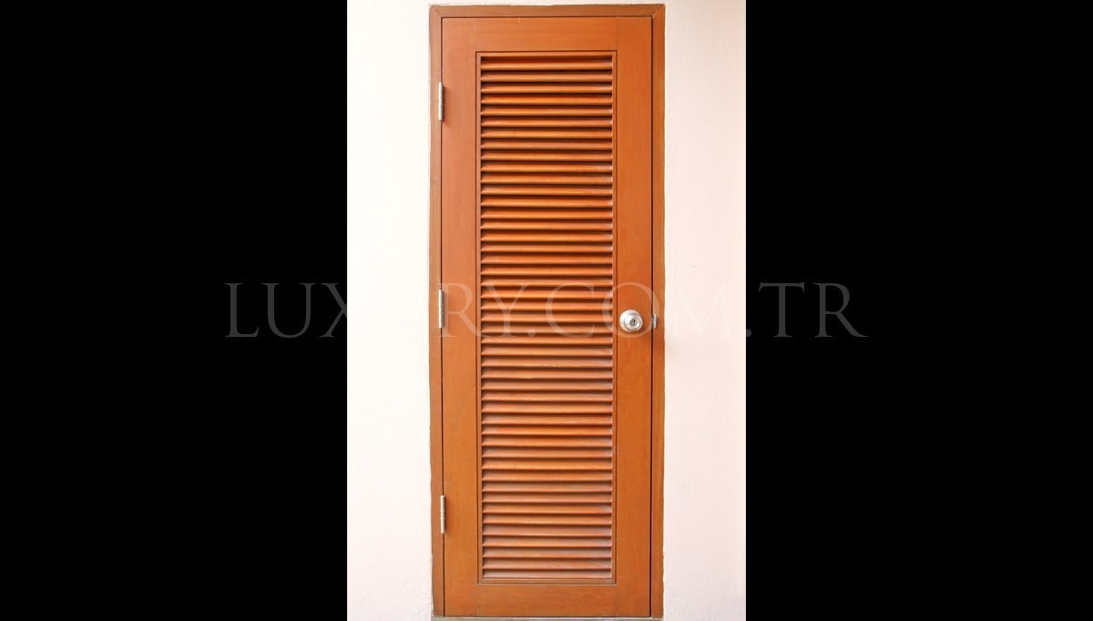 Libreville Klasik Kapı Dekorasyonu - 