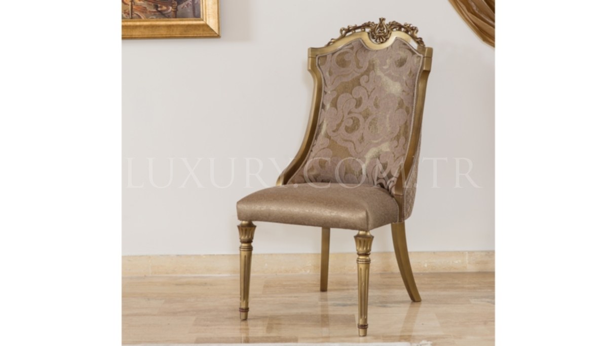 Lopes Classic Dining Room - 13