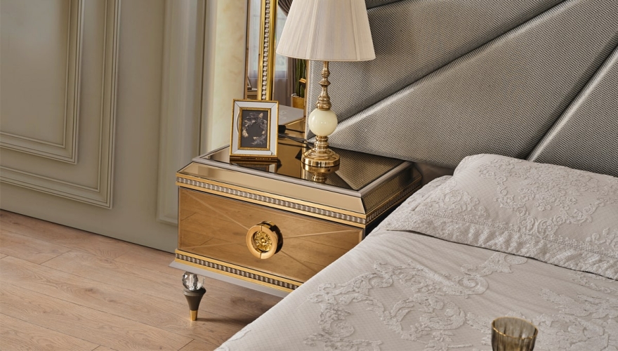 Lorensa Modern Bedroom - 7