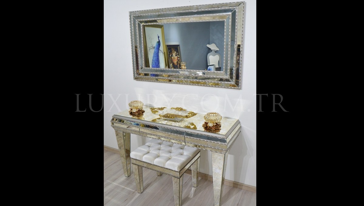 Lugo Mirrored Dresser - 1042
