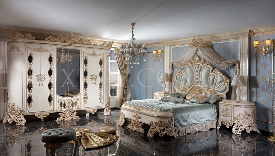1014 - Lüks Karahan Klasik Yatak Odası