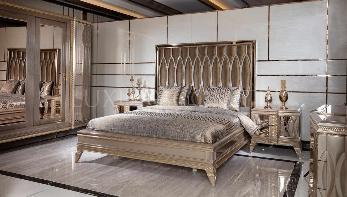 525 - Lüks Petrona Gold Yatak Odası