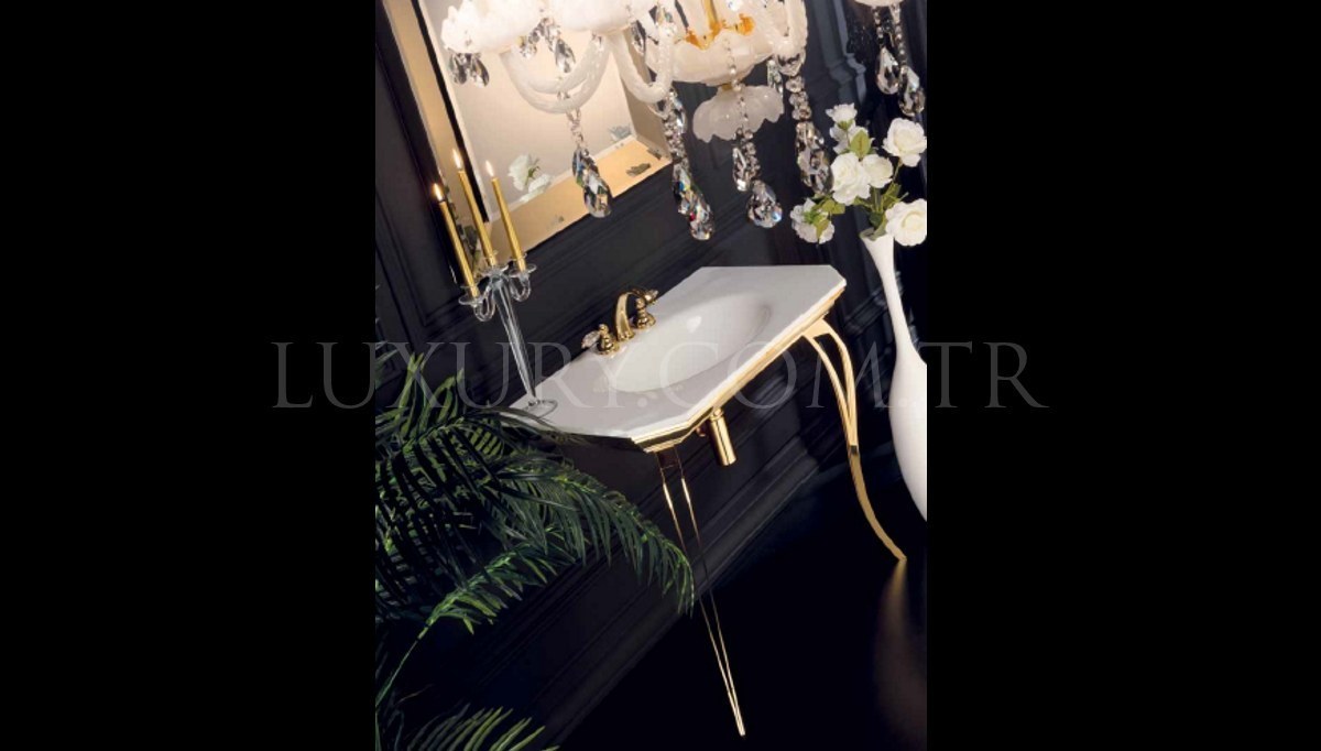 1015 - Lüks Sineres Altın Banyo Takımı