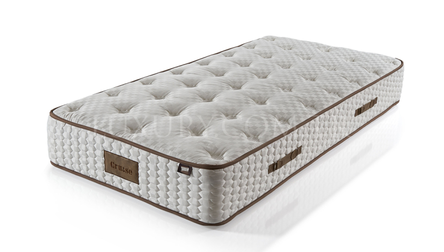 Lux Cruise Bed - 1