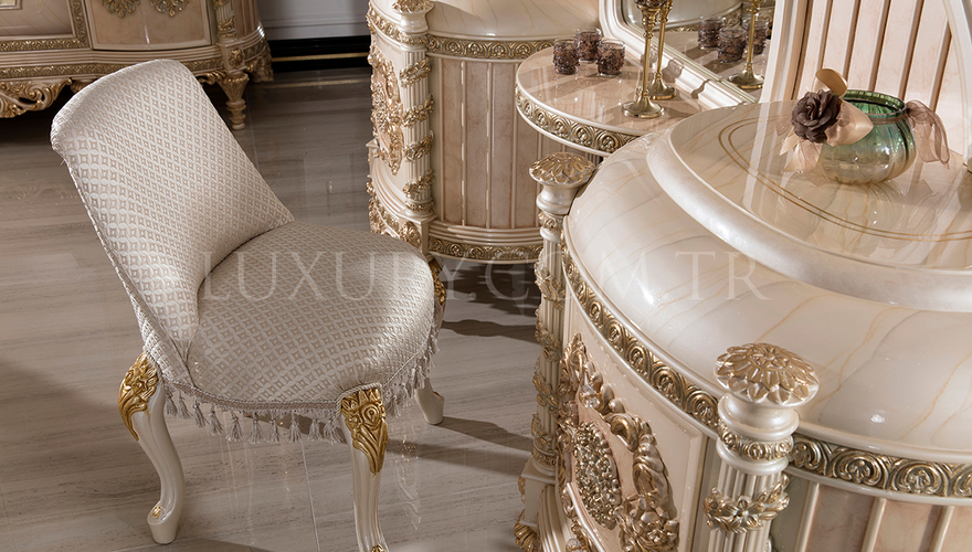 Mazender Classic Bedroom - 17