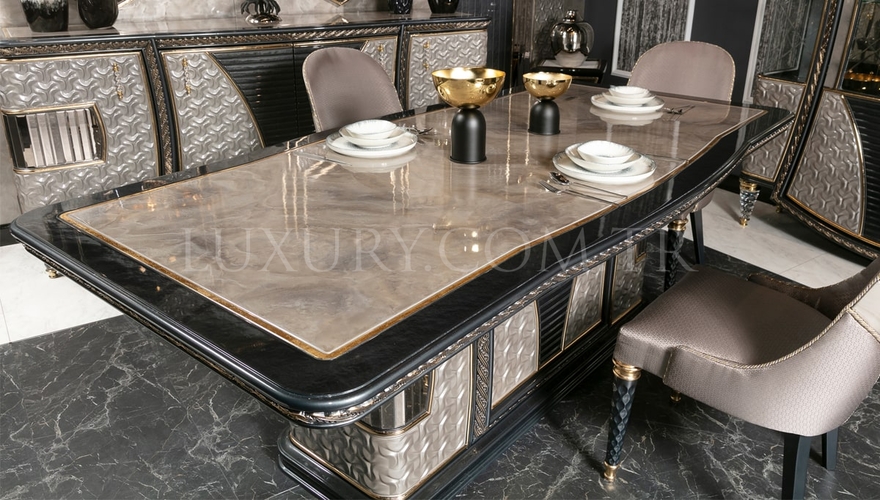 Luxury Cortez Dining Room - 6