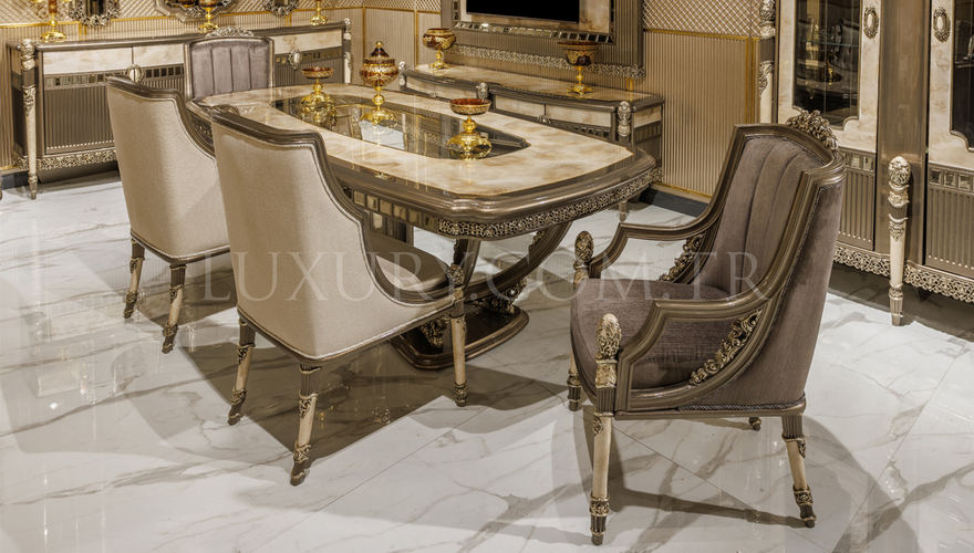 Madison Classic Dining Room - 916