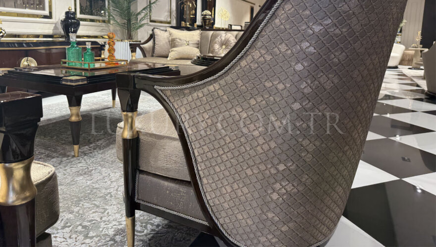Mansion Living Room - 10