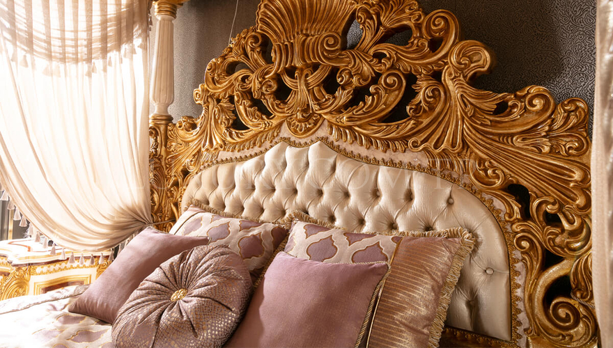 Martinik Altın Varaklı Klasik Yatak Odası - 11