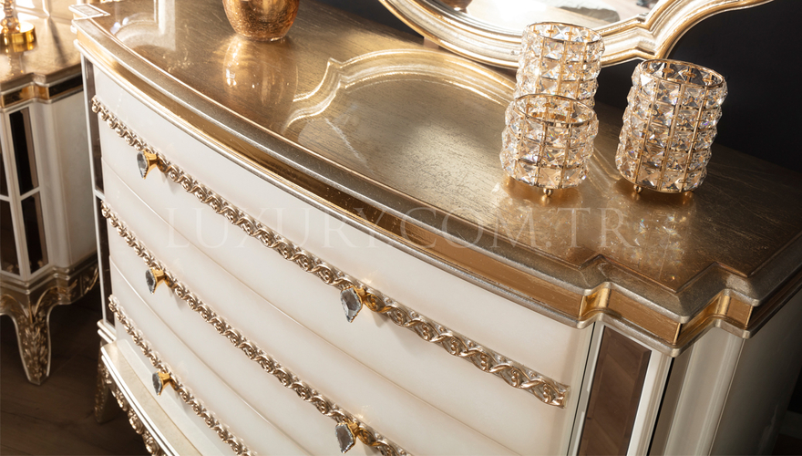 Merina Classic Bedroom - 12