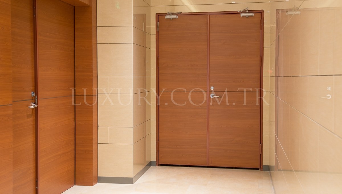 Monaca Klasik Kapı Dekorasyonu - 