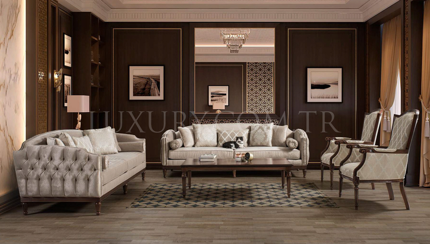 Royal Country Living Room - 4