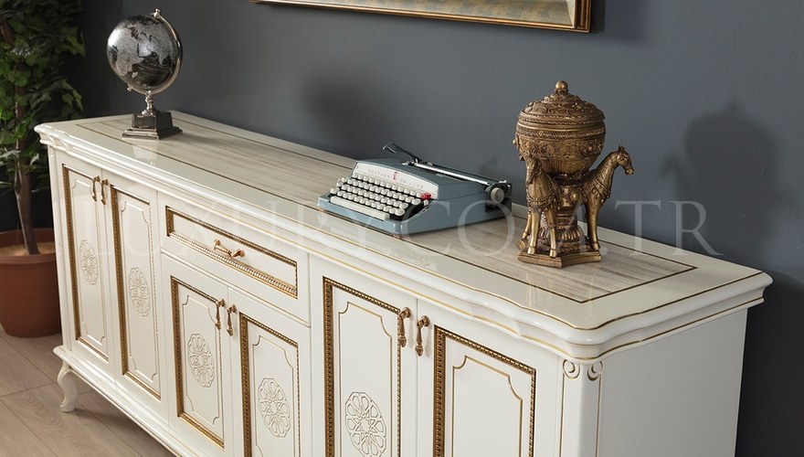 Rumah Classic Office Room - 4