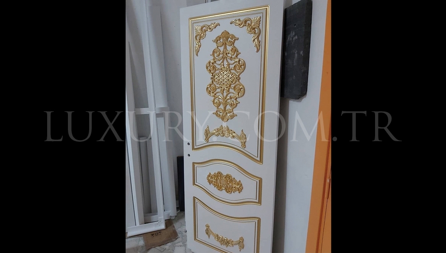 Savers Classic Door Decoration - 2