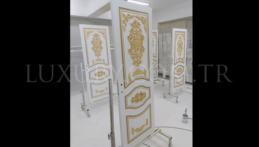  - Sonastra Klasik Kapı Dekorasyonu