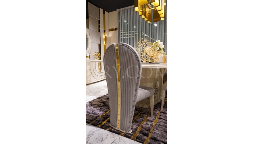 Triton Modern Dining Room - 7