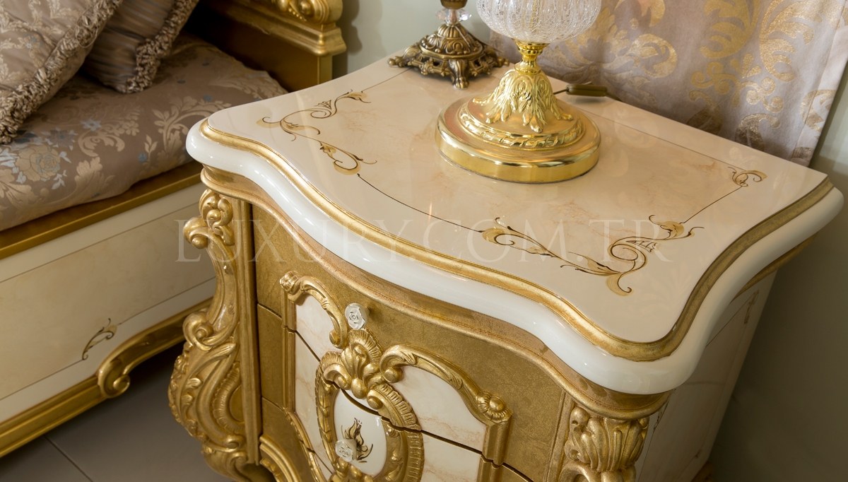 Tuğrahan Altın Varaklı Yatak Odası Luxury Mobilya Tuğrahan Altın Varaklı Yatak Odası Luxury Mobilya