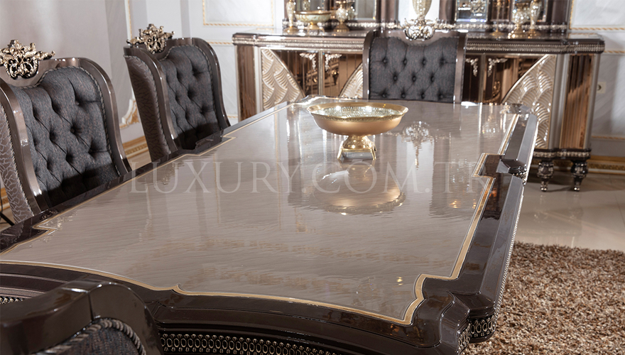 Vanesa Classic Dining Room - 2