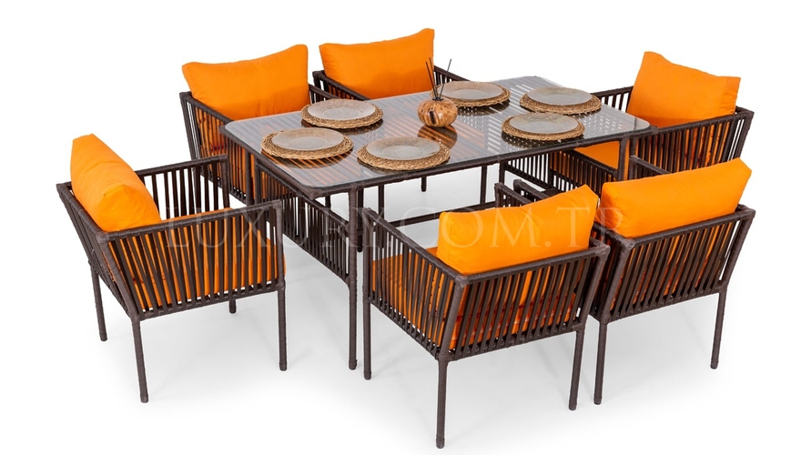 Vernola Garden Dining Set - 1