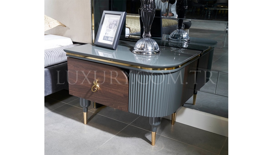 Violin Modern Bedroom - 14