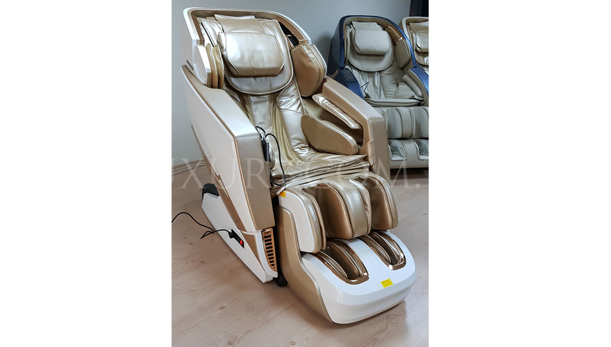 Werner Massage Chair - 2